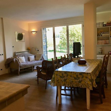 因佩里亚La Casa Di Fedra别墅 外观 照片