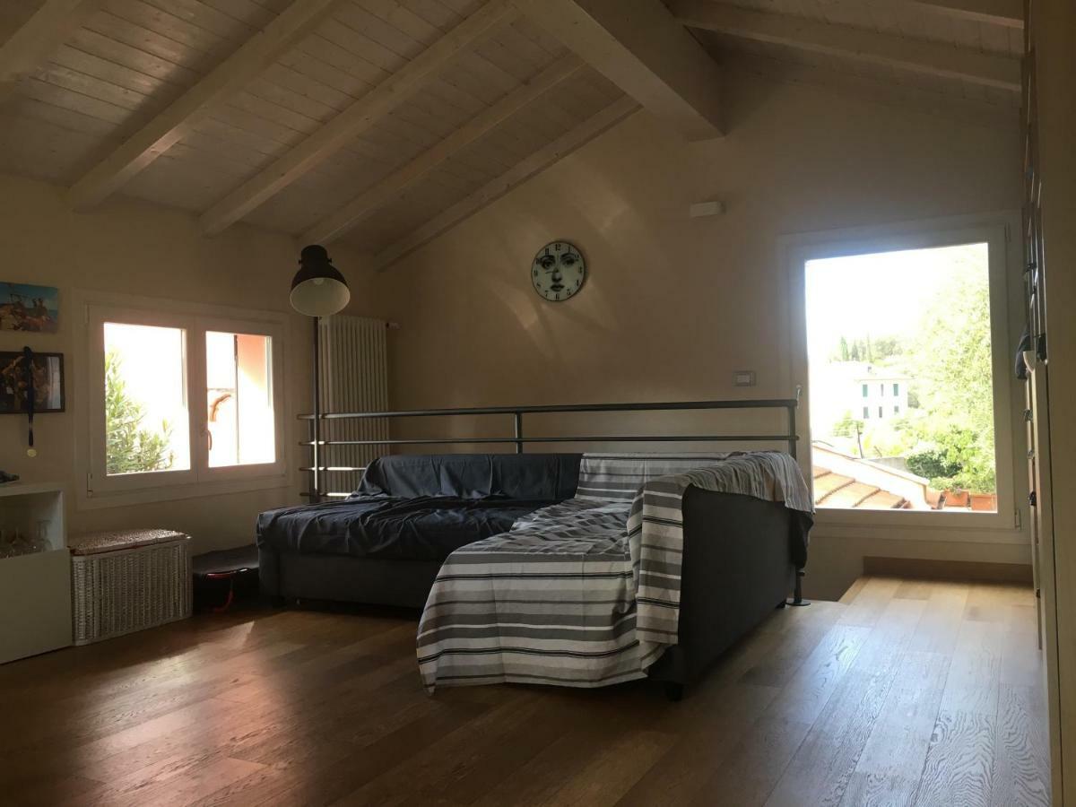 因佩里亚La Casa Di Fedra别墅 外观 照片